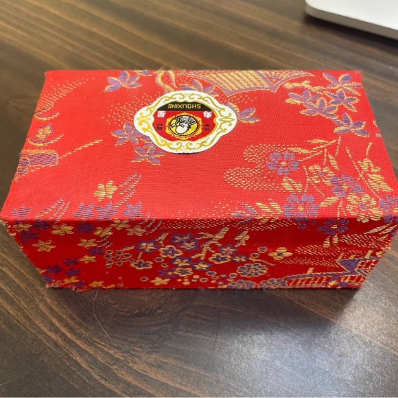 Therapy Stress Relief Hand Balls Set of 2 - Picture 7 of 8